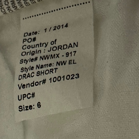 074 Nine West | Jordan NWT White Stretch Denim Shorts Cuffed Hem (Size 6,28) - Picture 8 of 12